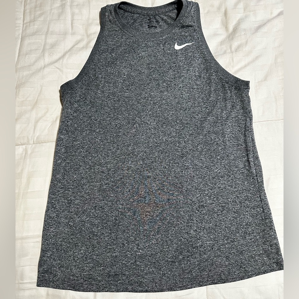 Nike tank